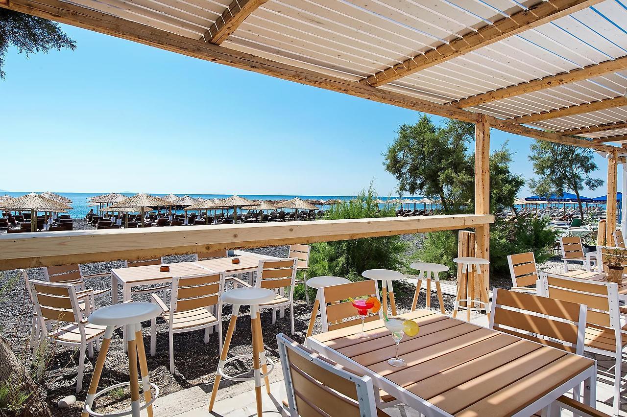 Nissia Beach Apartments & Suites Kamári Eksteriør billede
