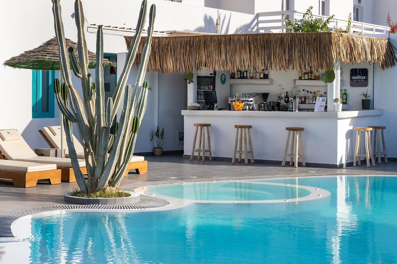Nissia Beach Apartments & Suites Kamári Eksteriør billede