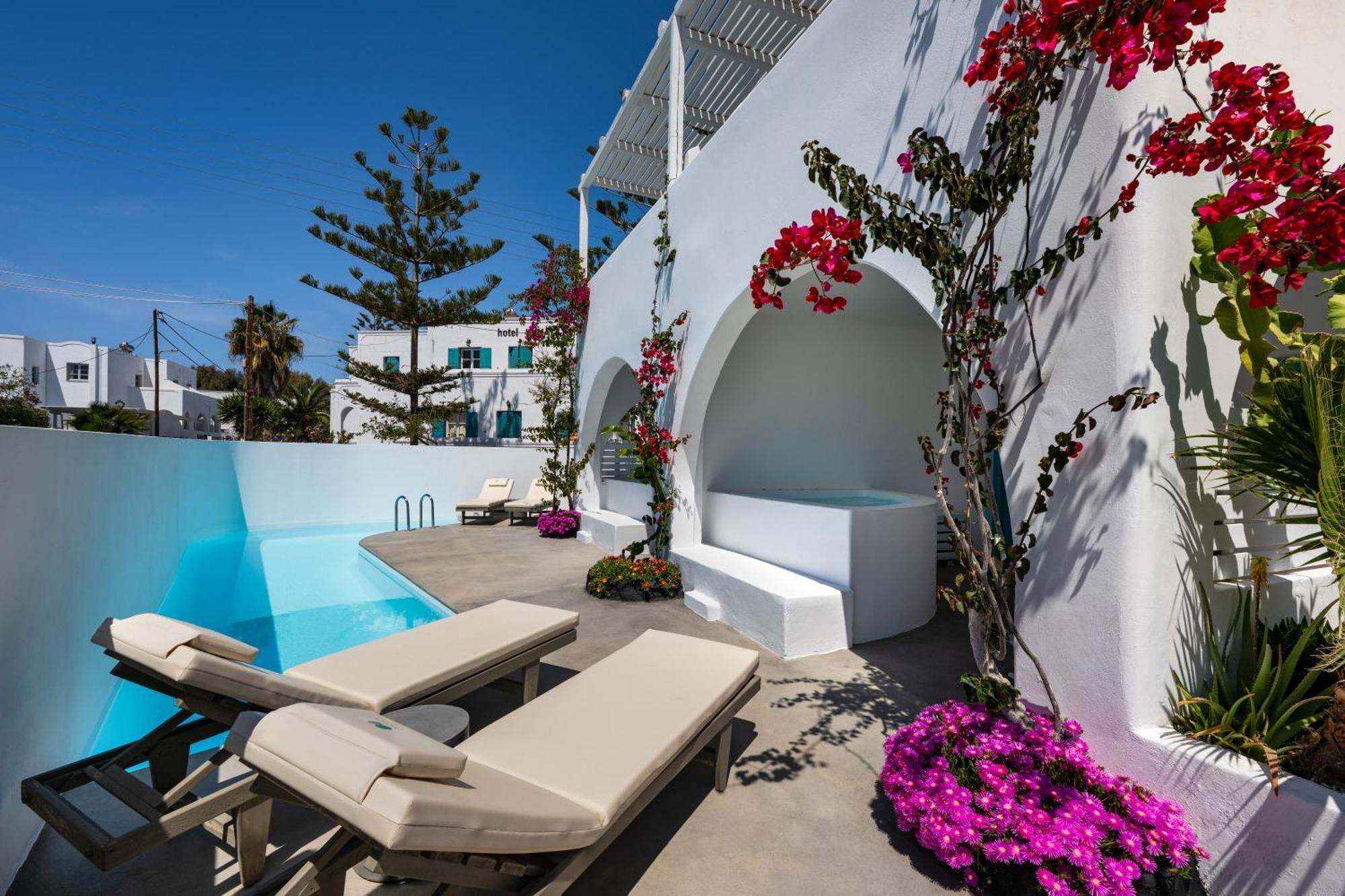 Nissia Beach Apartments & Suites Kamári Eksteriør billede